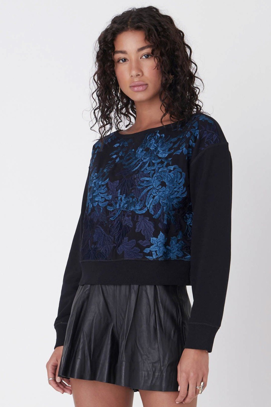 Women Burning Torch Outerwear | Helena Sweatshirt, Black