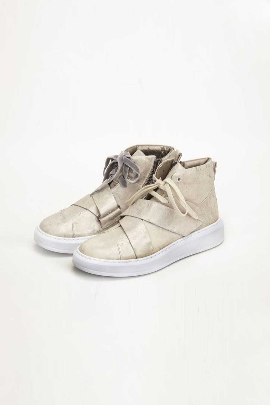 Women Burning Torch | Henry Beguelin High Top Sneaker, Sand